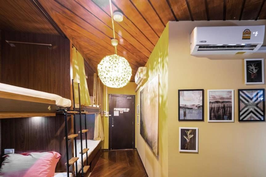 100 Years Building Bangkok Old Town By Seen Hostel Esterno foto