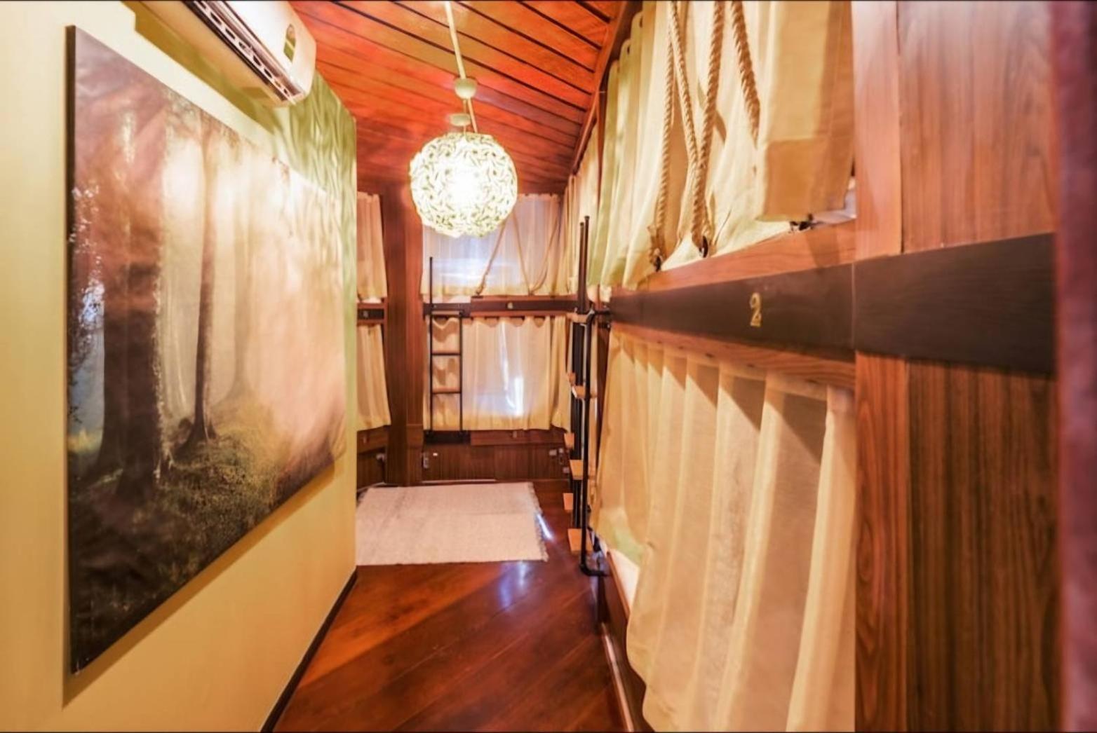 100 Years Building Bangkok Old Town By Seen Hostel Esterno foto