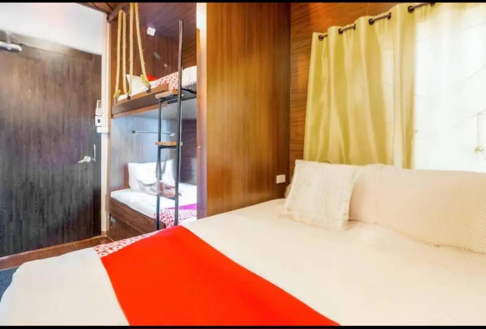 100 Years Building Bangkok Old Town By Seen Hostel Esterno foto