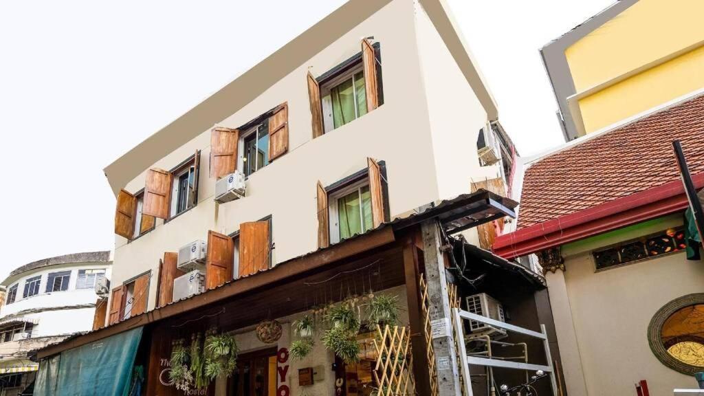 100 Years Building Bangkok Old Town By Seen Hostel Esterno foto