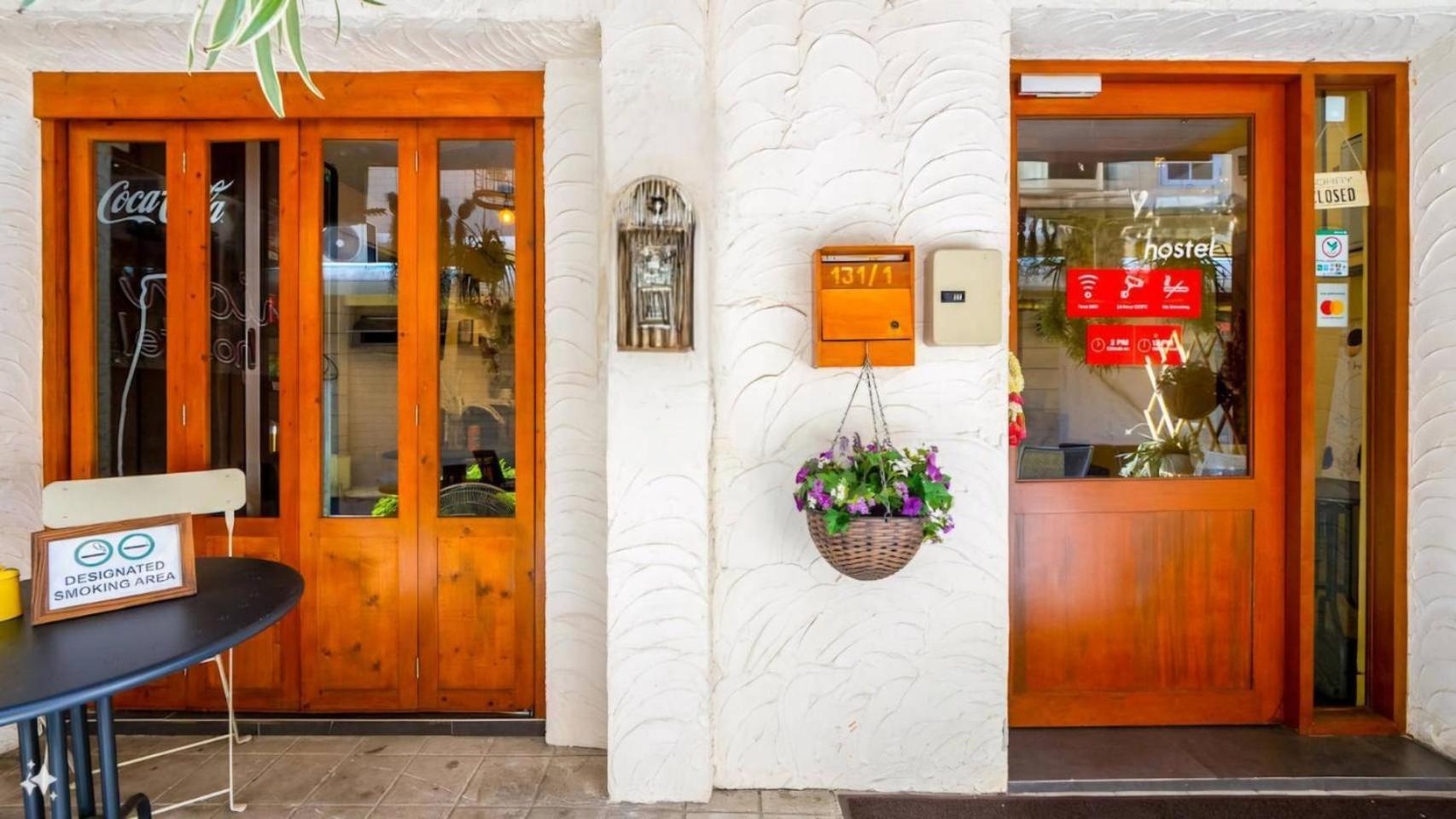 100 Years Building Bangkok Old Town By Seen Hostel Esterno foto